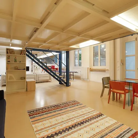 Sant'Agostino - Charming Retreat 210M From M2 Appartement Milaan Buitenkant foto